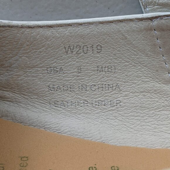 Propet ALL white, leather mary janes with removable insole, Velcro closure - Picture 8 of 8